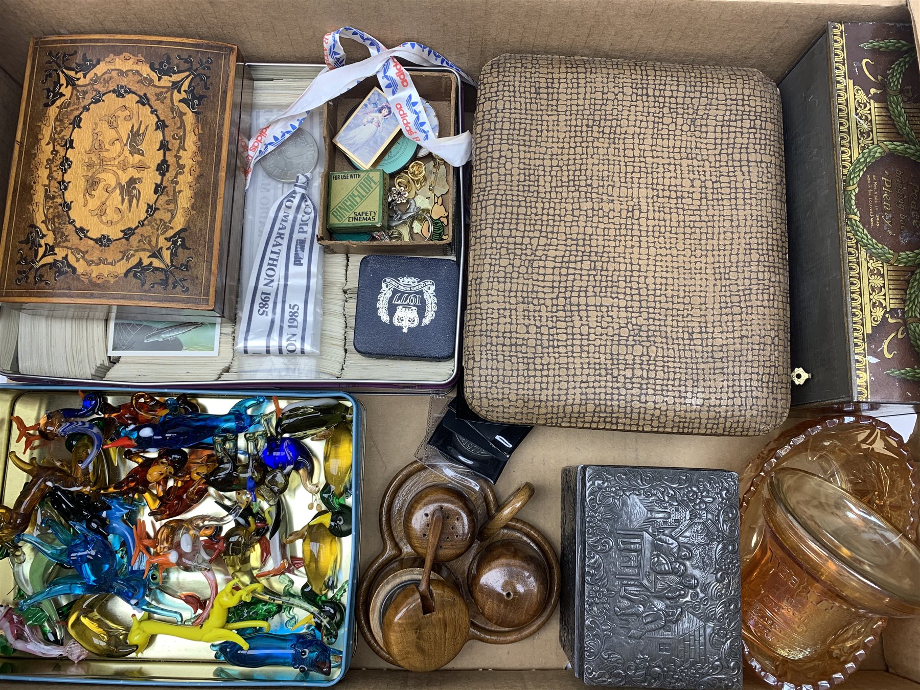 Carnival glass, cased silver-plated coffee spoons, apostle spoons and sugar tongs, glass animals, coins, trade cards, pin badges etc, in one box