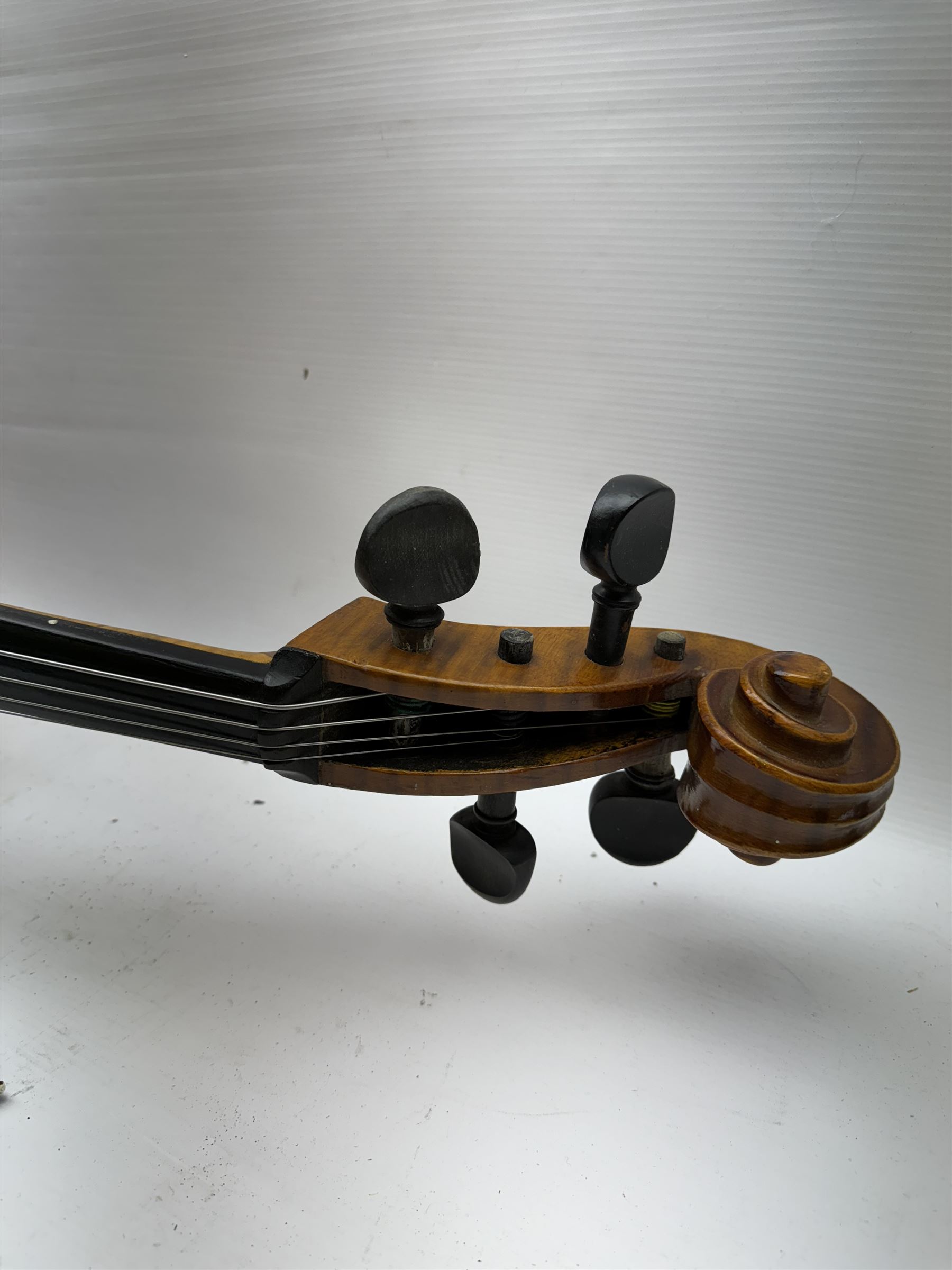 Czechoslovakian cello and bow, back L76cm