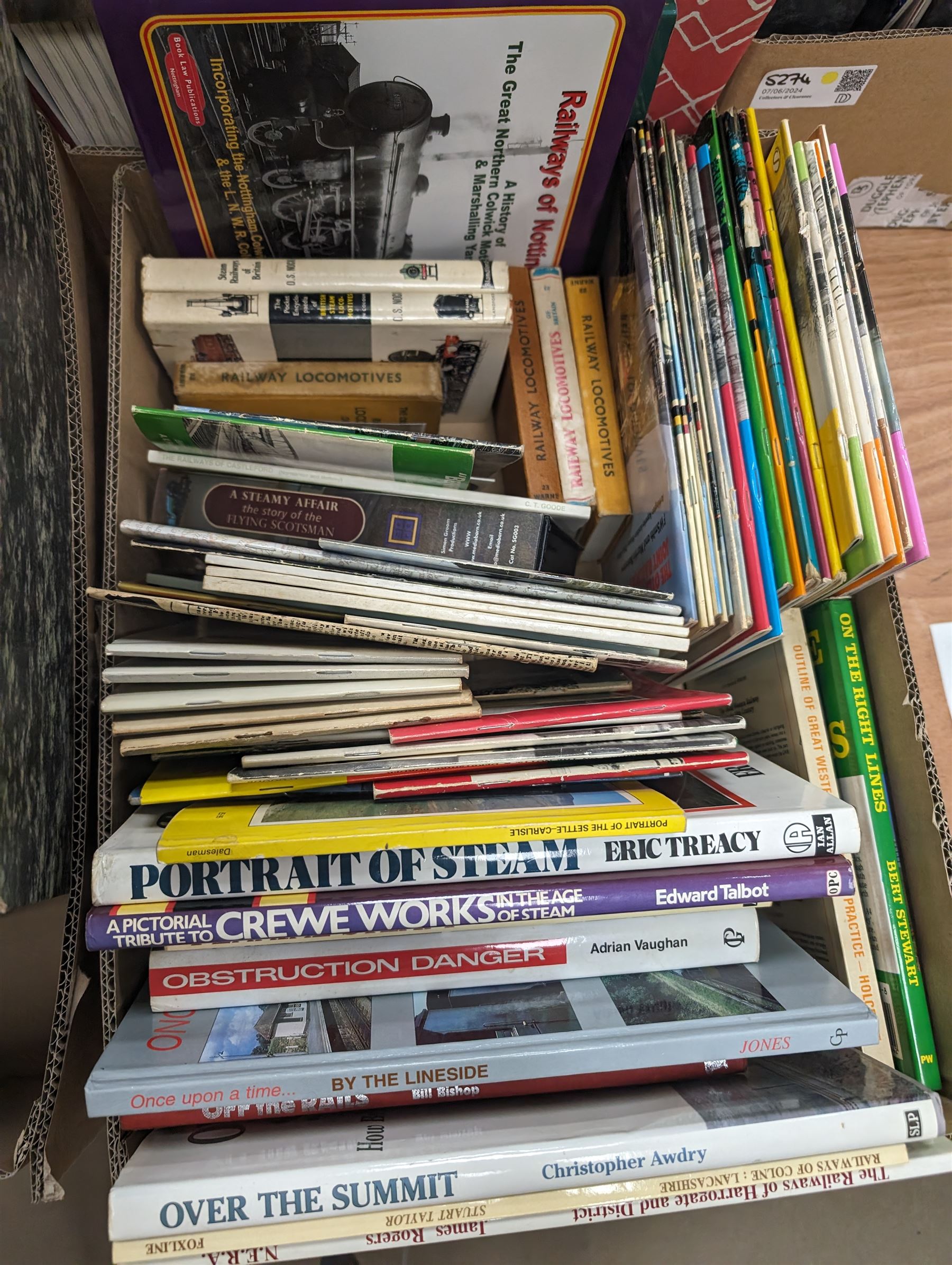 Large collection of Railwayana magazines in binders on steam locomotives, LNER, Locomotives illustrated etc, in nine boxes 