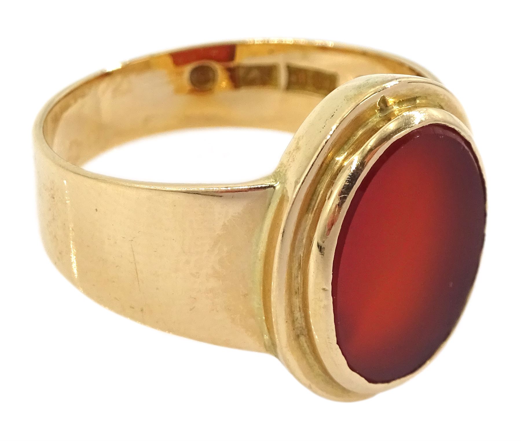 Early 20th century Swedish 18ct rose gold single stone carnelian ring, Swedish assay mark, 18K, year mark 1919