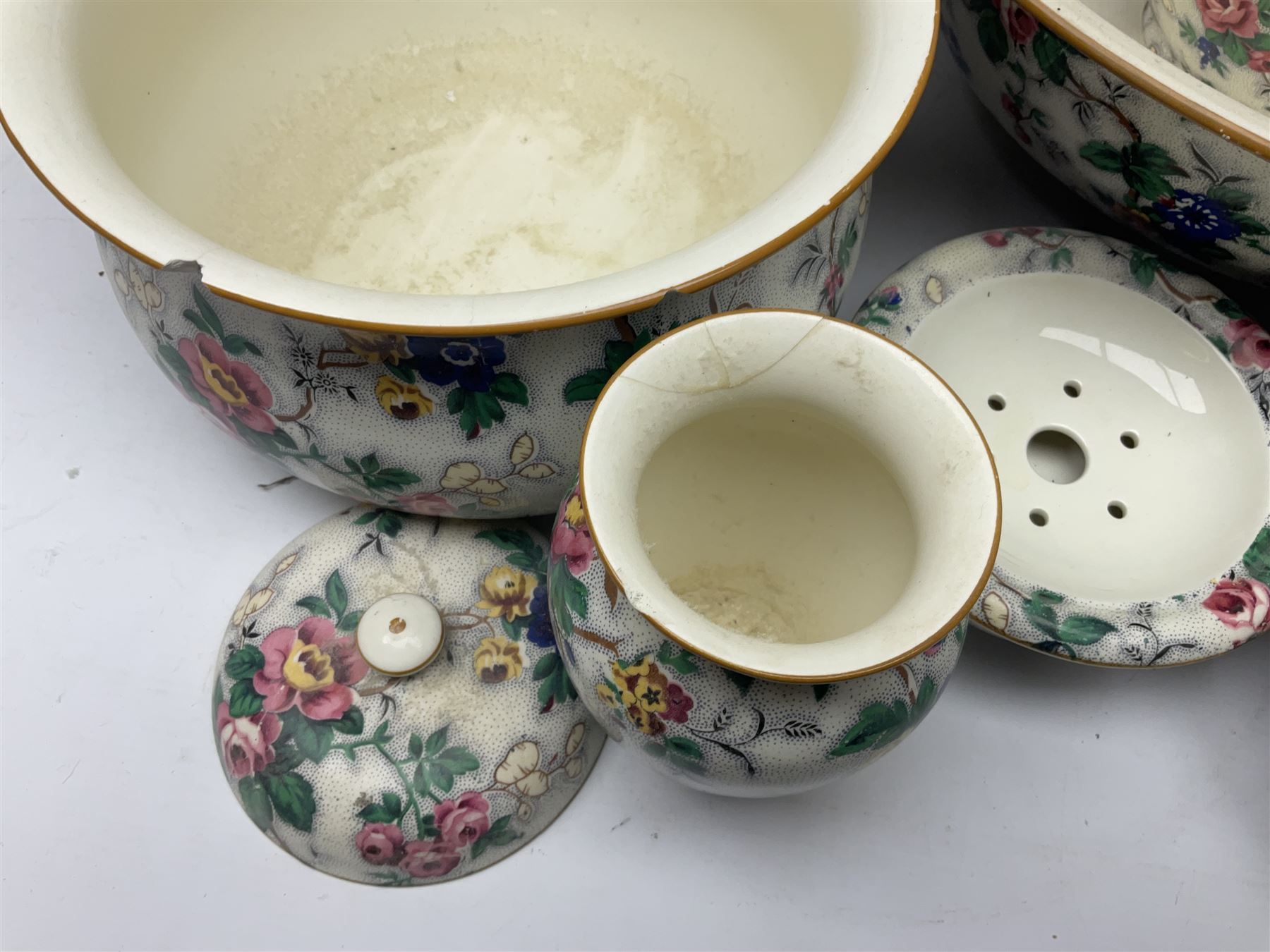 Crown Ducal chintz wash set including jug, wash bowl, chamber pot, etc