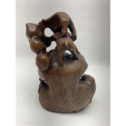 Chinese root carving, modelled as a large monkey family, with inset eyes, H25cm