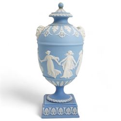 Group of five late 19th and early 20th century Wedgwood blue jasperware urn vases, H28cm and smaller (5)