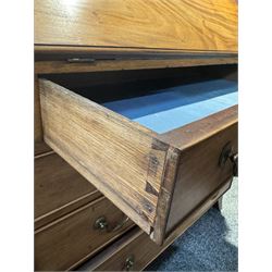 Georgian mahogany bureau, moulded fall front enclosing cupboard, small drawers, pigeonholes and inset writing surface, fitted with four long graduating cock-beaded drawers, on splayed bracket feet 