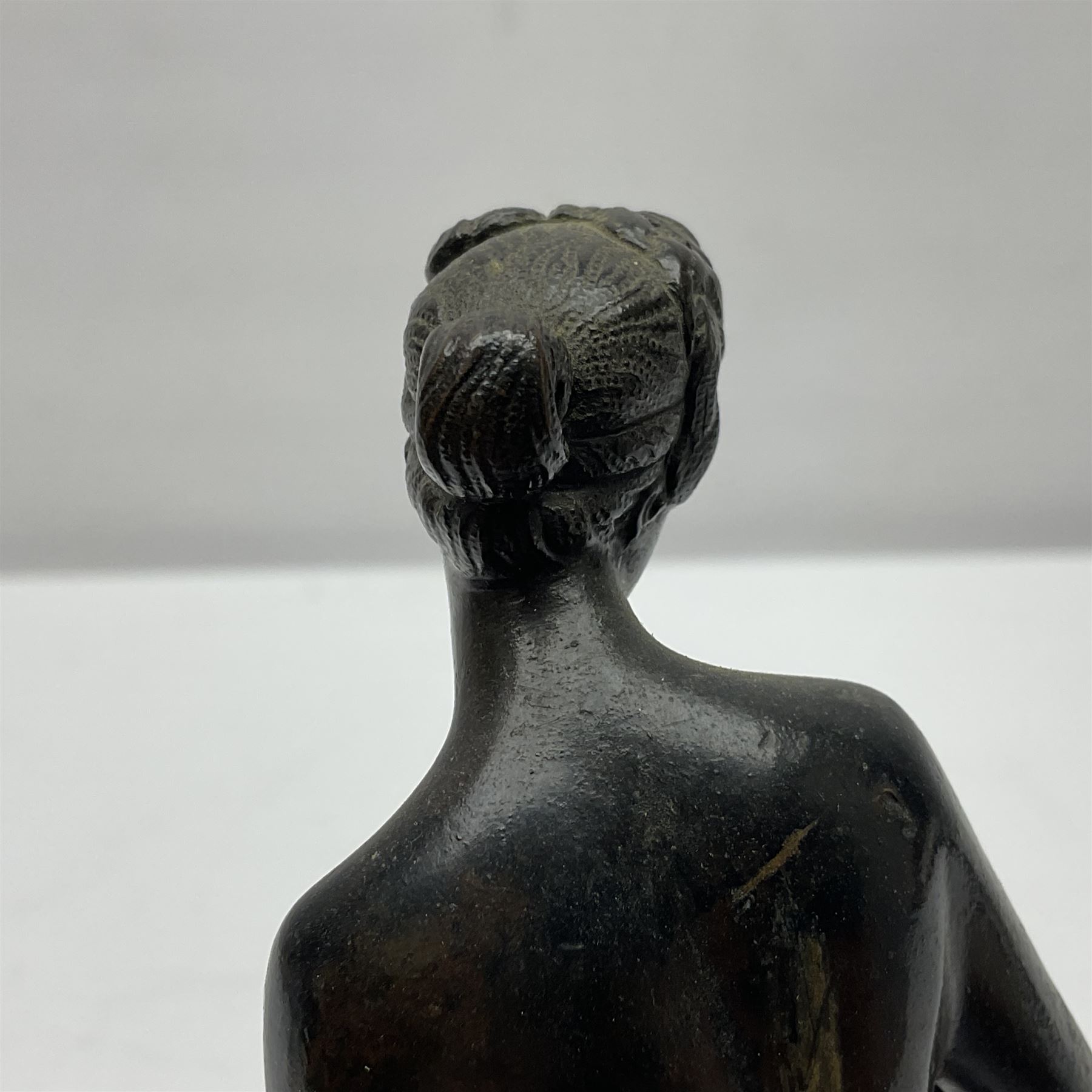 Bronze neo classical figure, modelled as a nude female, upon a green marble base, H20.5cm