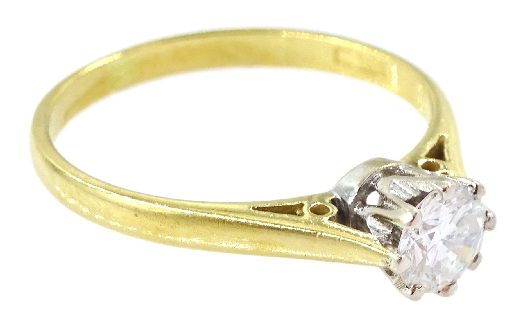 18ct gold single stone round brilliant cut diamond ring, London 1982, diamond approx 0.45 carat