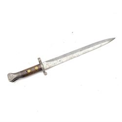 Bayonet British Pattern 1888, the blade marked 