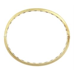 9ct gold hinged bangle, hallmarked