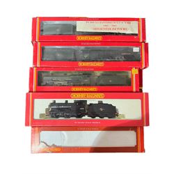 Five Hornby '00' gauge locomotives, comprising R2066 Class 4F 0-6-0 locomotive no. 44044, R578 Patriot Class 4-6-0 Pte E.Sykes VC locomotive no. 45537, R175 Compound Class 4P 4-4-0 locomotive no. 41043, R353 Class A4 4-6-2 Sir Ralph Wedgwood locomotive no. 60006 and R144 Class A4 4-6-2 Dominion of Canada locomotive no. 60010, all boxed