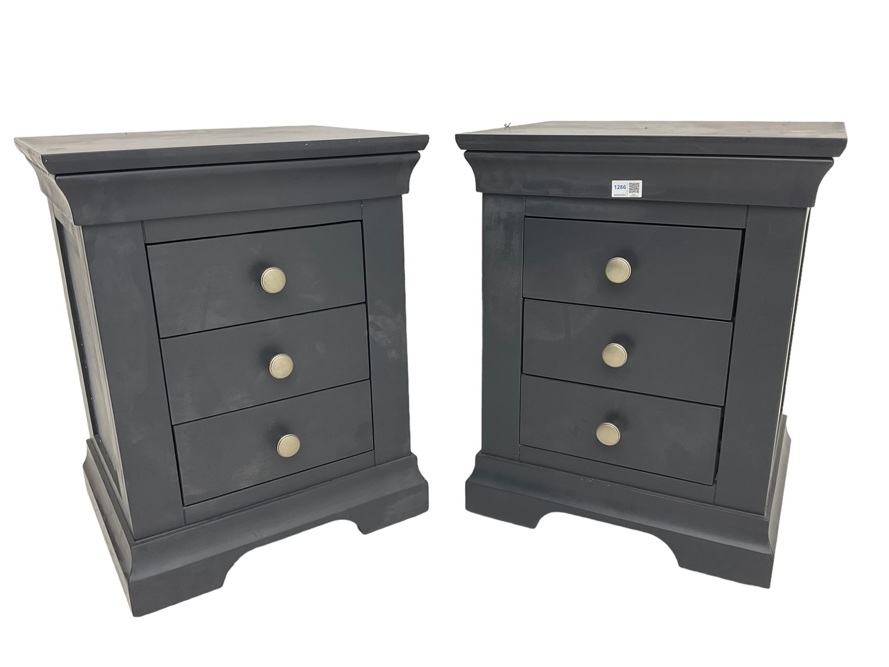 Cotswold - pair of anthracite grey painted three bedside chests, fitted with three drawers