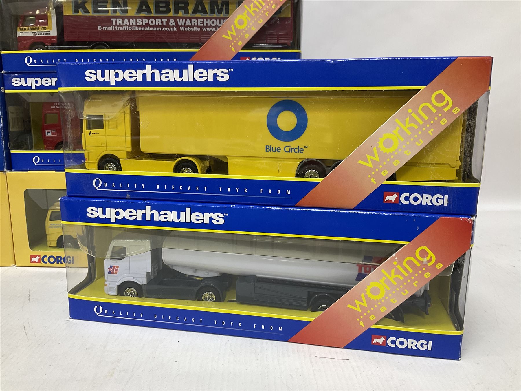 Corgi - fourteen 1:64 scale Superhaulers vehicles comprising TY86710, TY86711, two TY86712, TY86714, TY86716, TY86717, TY86718, two TY86804, TY86806, TY86902, TY87008 and TY87009 (14)