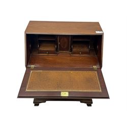 Georgian design mahogany bureau, moulded fall front with central floral inlays and satinwood band, fitted with four graduating drawers enclosed by ring turned pillars, on ogee bracket feet 