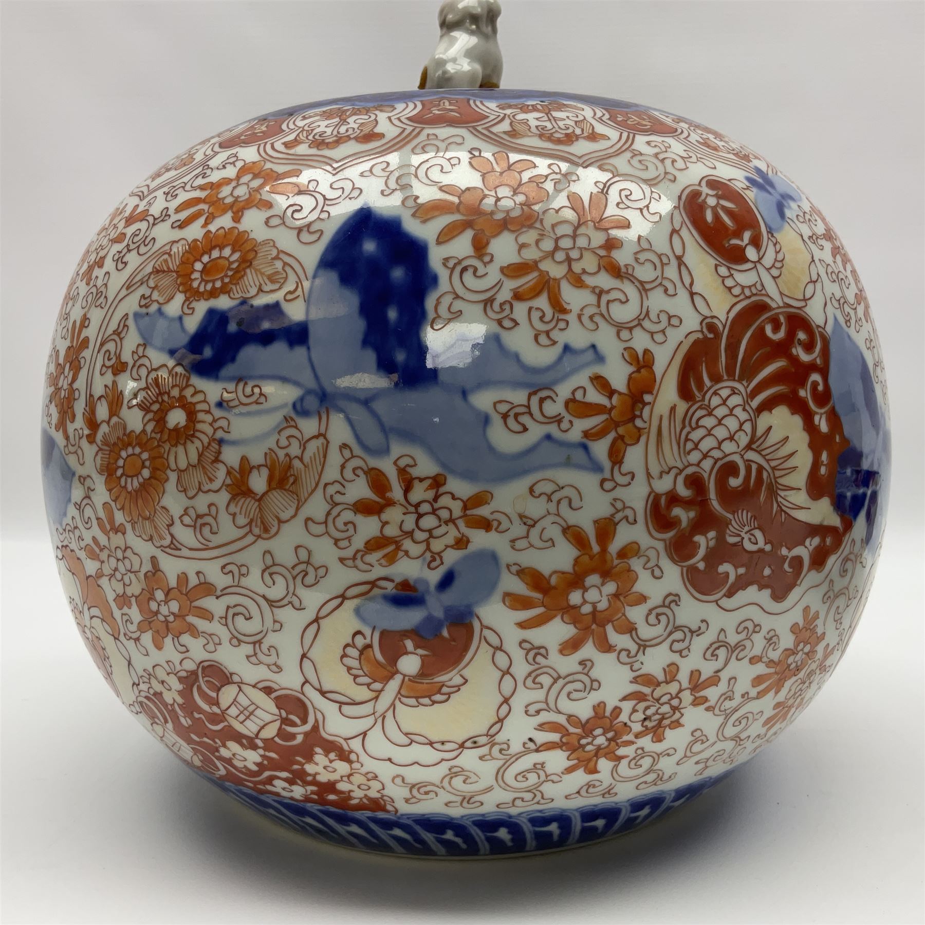 Japanese imari pattern jar and cover of globular form, together with imari bowl, jar H23cm