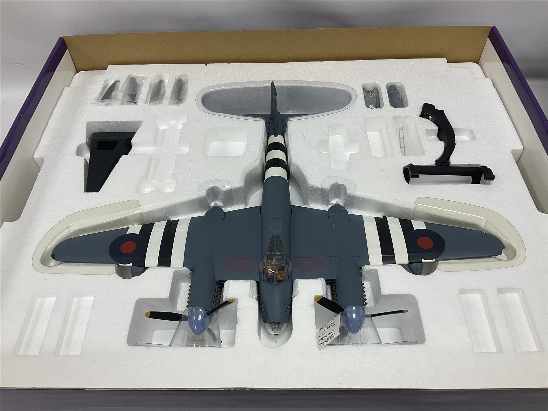 Corgi - Limited Edition Aviation Archive AA34602 1:32 scale D-Day 60th  Anniversary DH Mosquito PR XVI-NS502, No. 544 Squadron, RAF Benson, June  1944; boxed - Toys & Models