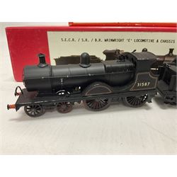 ‘00’ gauge - two kit built steam locomotives comprising Class E 4-4-0 no.31587 with tender in BR black, with South Eastern Finecast box; Class E1 Black Tanks 0-6-0T no.32147 in BR black, with Wills Finecast Box (2) 