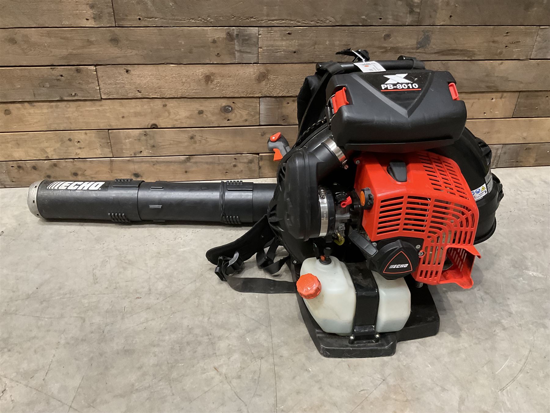 Echo PB-8010 petrol leaf blower