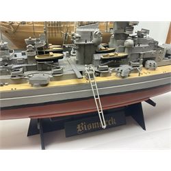 Cased scale built wooden model schooner 