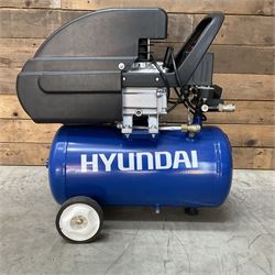 Hyundai HY2524 air compressor with attachments