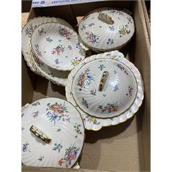 Olde Bristol Porcelain reproduced by Clarice Cliff tea and dinner wares, including tureens, bowls, plates, teapot, teacups, saucers, soup bowls, milk jugs, coffee cups, etc