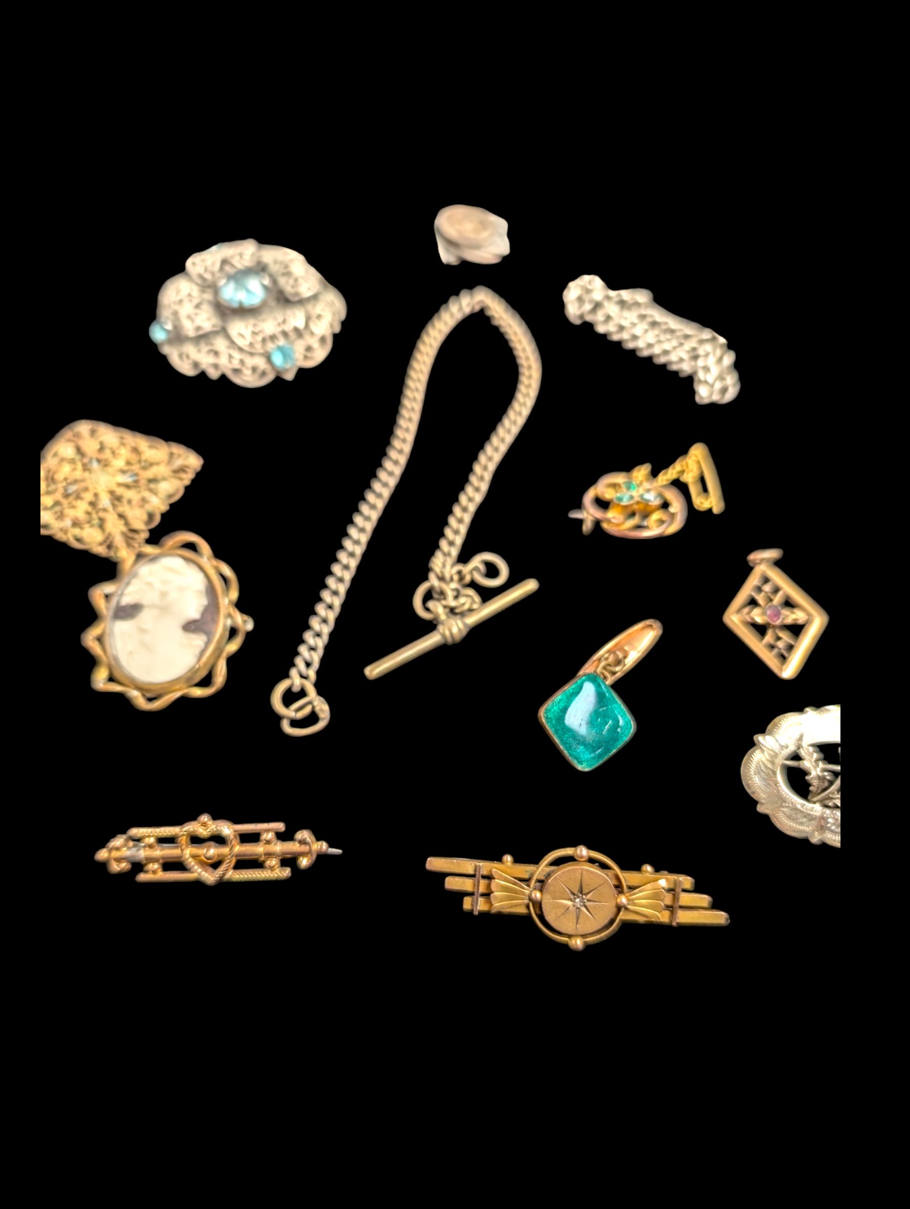 9ct gold brooch, silver brooches including hardstone set dirk brooch, silver chain links and a collection of Victorian and later costume jewellery including hairwork brooch and locket