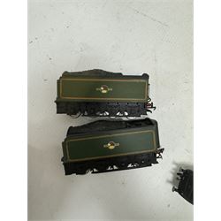 Six Hornby '00' gauge locomotives and tenders, comprising Coronation Class 4-6-2 Duchess of Athol no. 46231, Class A4 4-6-2 Sir Nigel Gresley no. 60007, Class A4 4-6-2 Golden Eagle no. 60023, Class A4 4-6-2 Sparrow Hawk no. 60018, Class A4 4-6-2 Bittern no. 60019 and Britannia Class 4-6-2 Robin Hood no. 70038, in green livery, unboxed