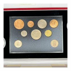 The Royal Mint Queen Elizabeth II 'The Gillick Portrait Collection', including 1957 and 1968 gold full sovereign coins, cased with certificate