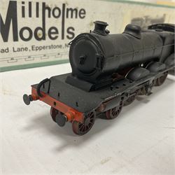 Millholme Models ‘00’ gauge - kit built GCR/LNER B5 Class 4-6-0 no.1686 steam locomotive and tender in LNER black; with original box 