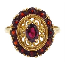 9ct gold garnet filigree cluster ring, stamped 375