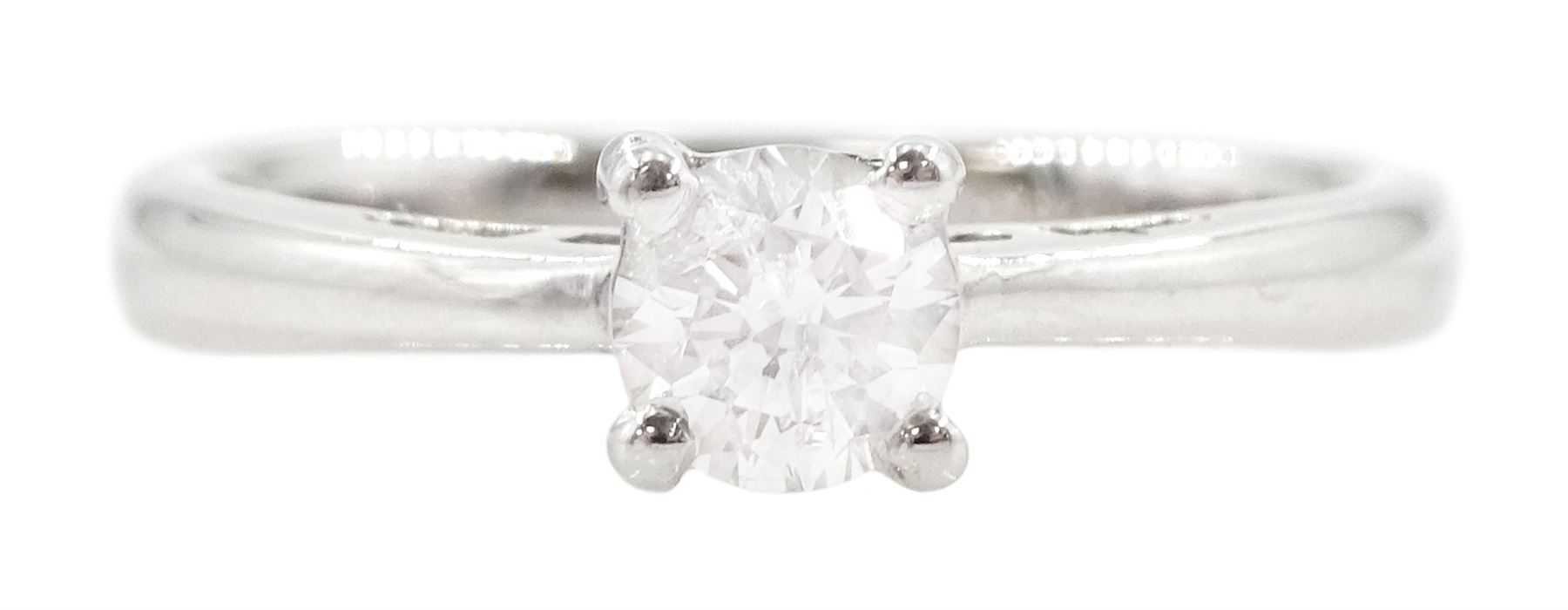 18ct white gold single stone round brilliant cut diamond ring, hallmarked, diamond approx 0.30 carat