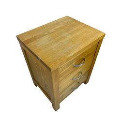 Pair of contemporary solid ash bedside chests, each fitted with three drawers