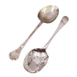 17th century silver trifid spoon, marks worn and indistinct, together with an Old English pattern silver spoon