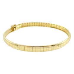 18ct gold Omega link bracelet, stamped 750