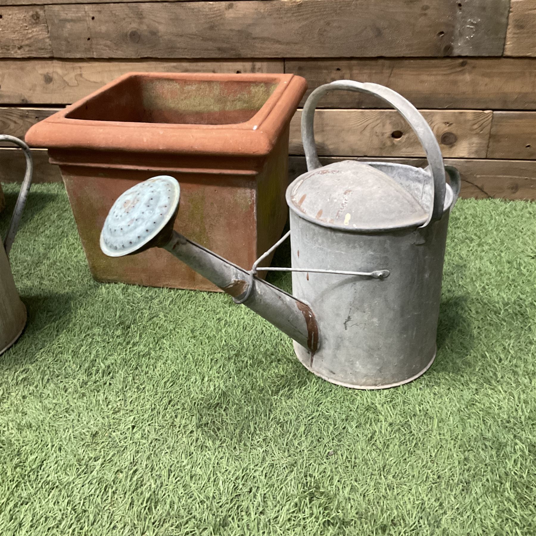 Galvanised watering cans and terracotta plant pots - THIS LOT IS TO BE COLLECTED BY APPOINTMENT FROM DUGGLEBY STORAGE, GREAT HILL, EASTFIELD, SCARBOROUGH, YO11 3TX