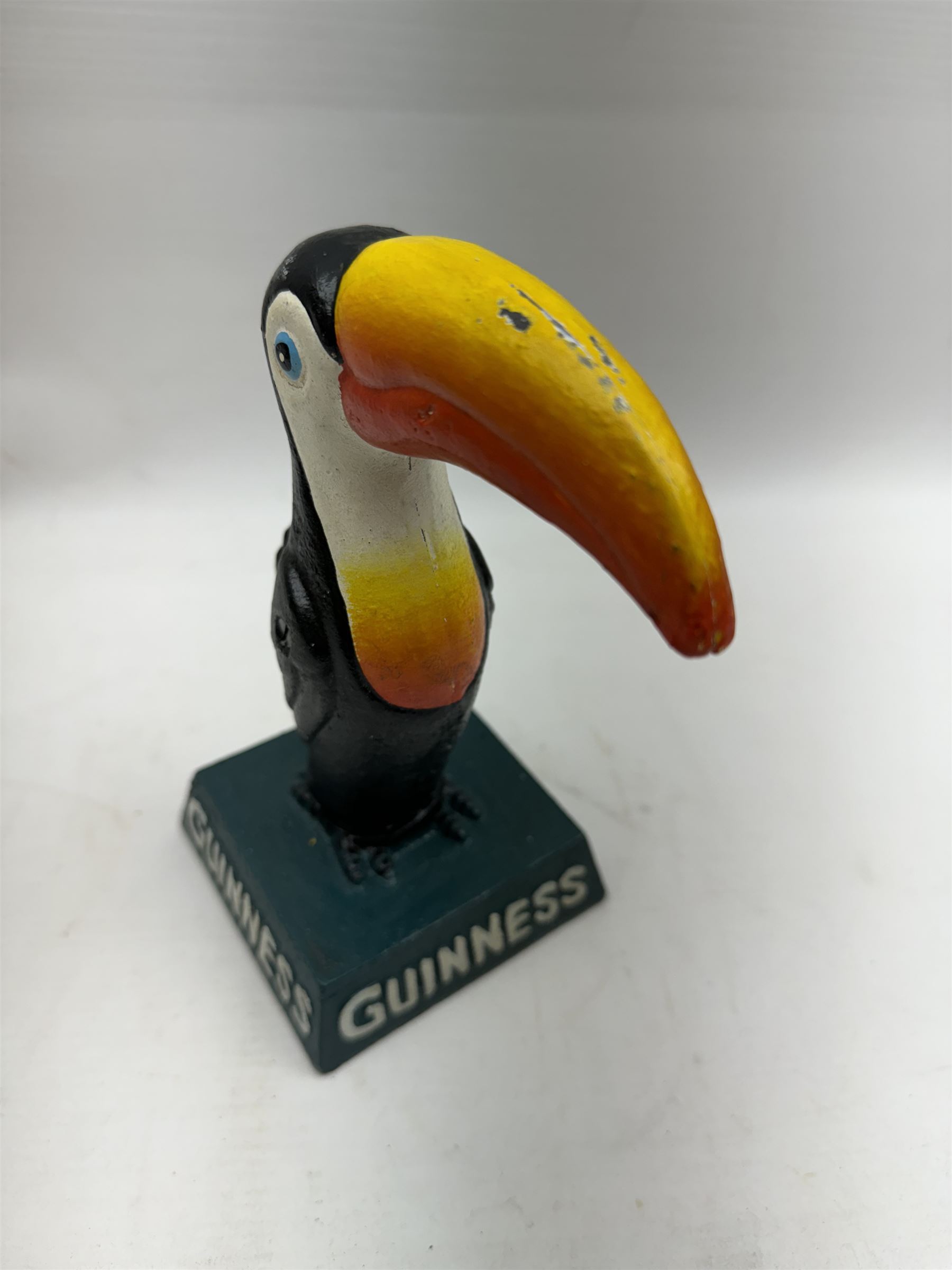 Reproduction cast iron Guinness toucan, H20cm