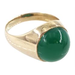 8ct rose gold single stone cabochon green agate ring