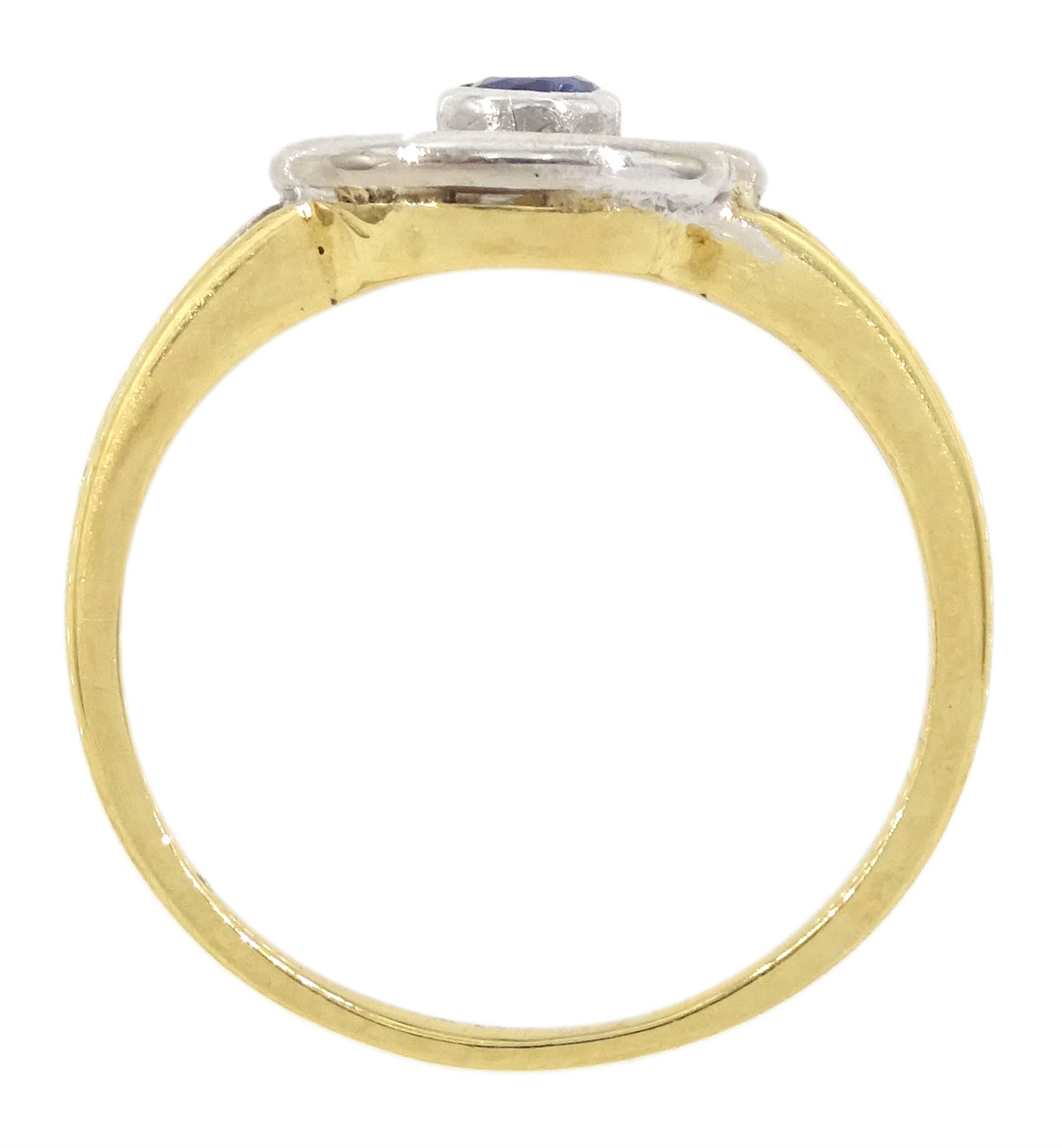 18ct white and yellow gold single stone sapphire pierced design ring