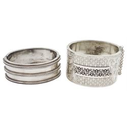 Victorian silver bangle with bead decoration, Birmingham 1882 and a larger silver plated hinged bangle