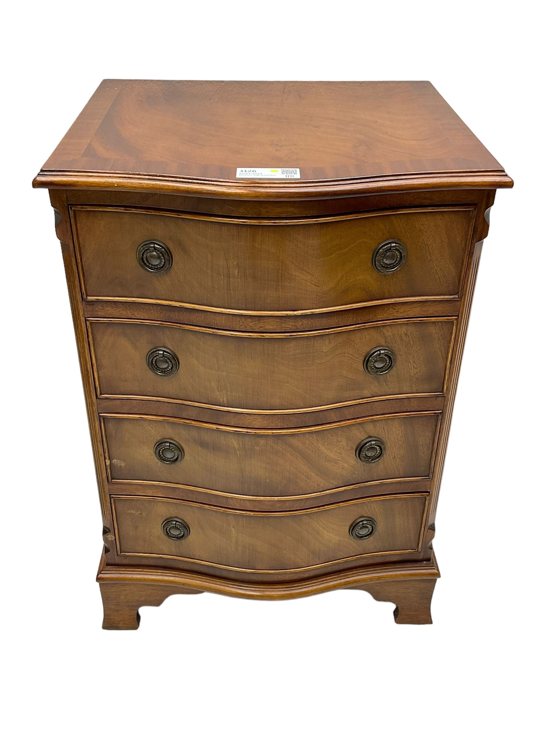 Small Georgian design mahogany serpentine chest, moulded top over four cock-beaded drawers, on bracket feet