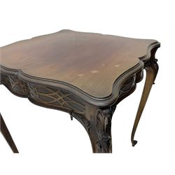 Early 20th century mahogany centre table, shaped moulded top over shaped frieze rails decorated with blind fretwork, on C-scroll and acanthus leaf carved cabriole supports with scrolled terminals 