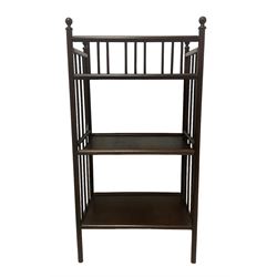 Arts and Crafts stained beech three tier etagere, three-quarter raised gallery back with bamboo style spindles