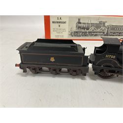 ‘00’ gauge - two kit built locomotive and tenders comprising SR Wainwright Class C 4-4-0 no.115 finished in SE&CR green; SR Wainwright Class D 4-4-0 no.31750 finished in BR black; both with Wills Finecast boxes (2) 