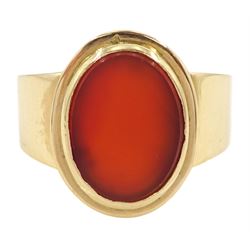 Early 20th century Swedish 18ct rose gold single stone carnelian ring, Swedish assay mark, 18K, year mark 1919