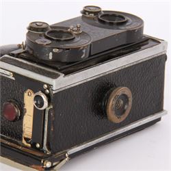 Early 20th century Rietzschel Kosmo-Clack stereo camera, with Rietzschel Doppel Anastigmat F:6.8 F=65mm lenses, serial nos. 91128 / 91127