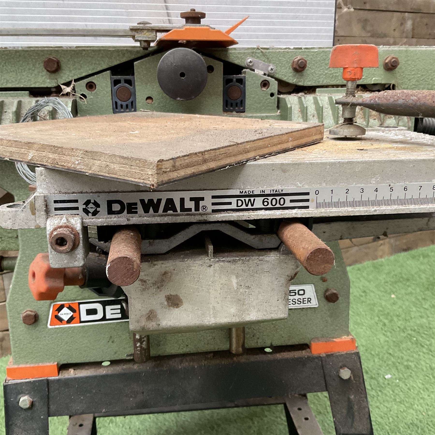 DeWalt DW600 Planer thicknesser 1-2 Ph Motor AC  2700rpm - THIS LOT IS TO BE COLLECTED BY APPOINTMENT FROM DUGGLEBY STORAGE, GREAT HILL, EASTFIELD, SCARBOROUGH, YO11 3TX