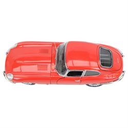 Five Franklin Mint 1:24 scale diecast models, comprising 1961 Jaguar E-Type, Jaguar XK 120,Jaguar SS-100, 1948 MG-TC and a 1904 Mercedes Simplex, all in original packaging four with paperwork