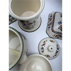 Large collection of Spode Chinese Rose pattern tea and dinner wares, including tureens, dinner plates, side plates, coffee pot, jars, cooking pots, sauce boats, jugs, soup bowls, ramakins, teacups and saucers, etc
