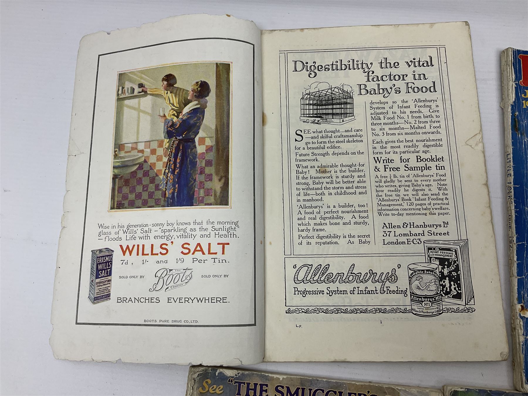 Two Daily Mail Nipper Annuals 1938 and 1939, together with five Little Folks magazines and eight Thriller magazines 