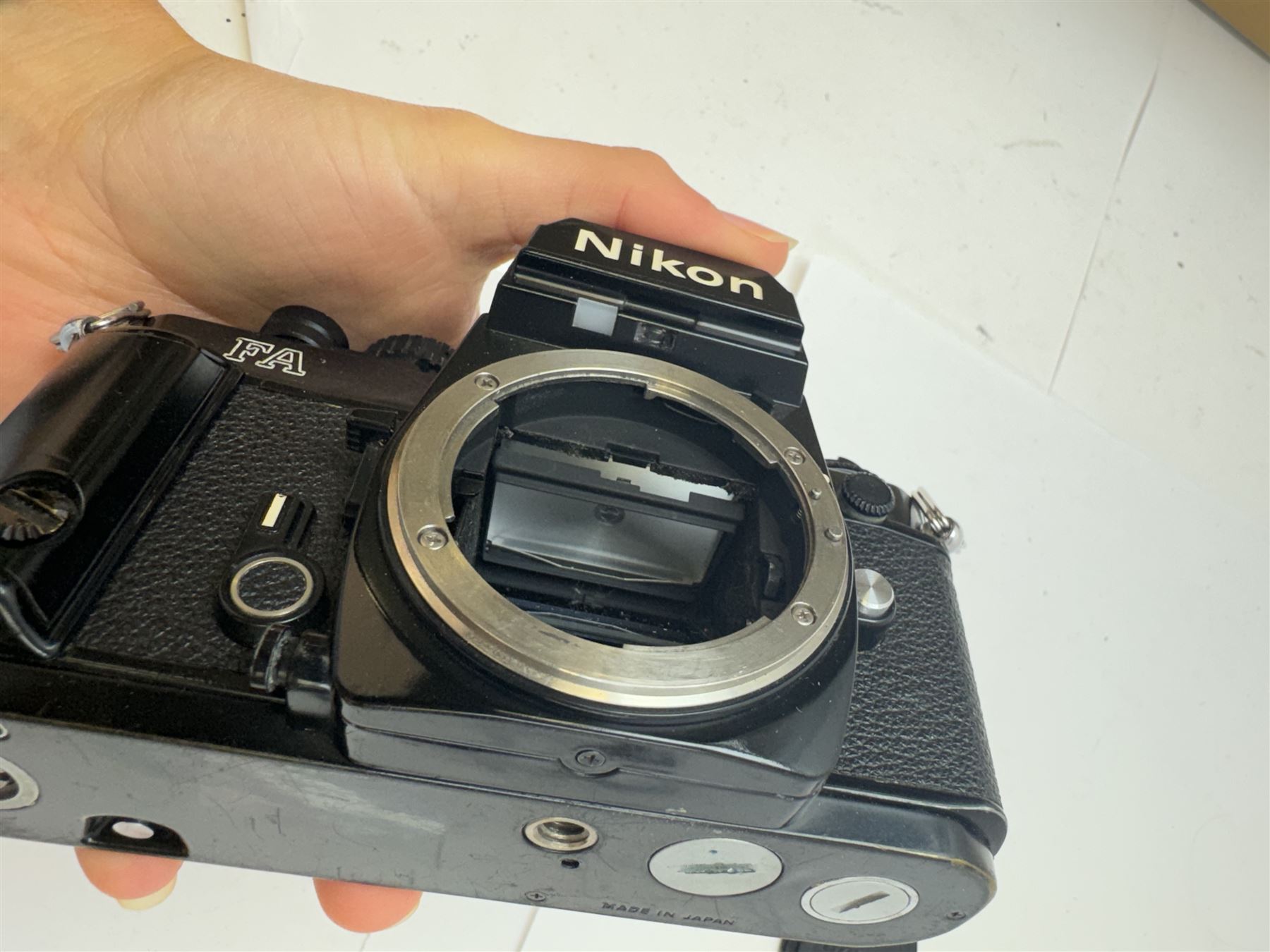 Collection of Nikon cameras, to include two Pronea 600i examples serial nos. 2040608 & 2043525, one with a IX-Nikkor 1:4.5-5.6 lens serial no. 2032529, Pronea S serial no. 2116530, with a IX-Nikkor 1:4-5.6 lens serial no. 2113968, a TW2D serial no. 6069039, F-401, F-501 and two FA camera bodies 