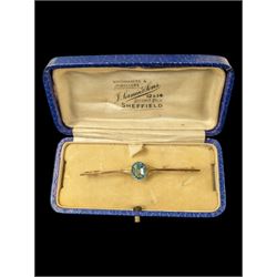 9ct gold blue stone set bar brooch, stamped 9ct, boxed