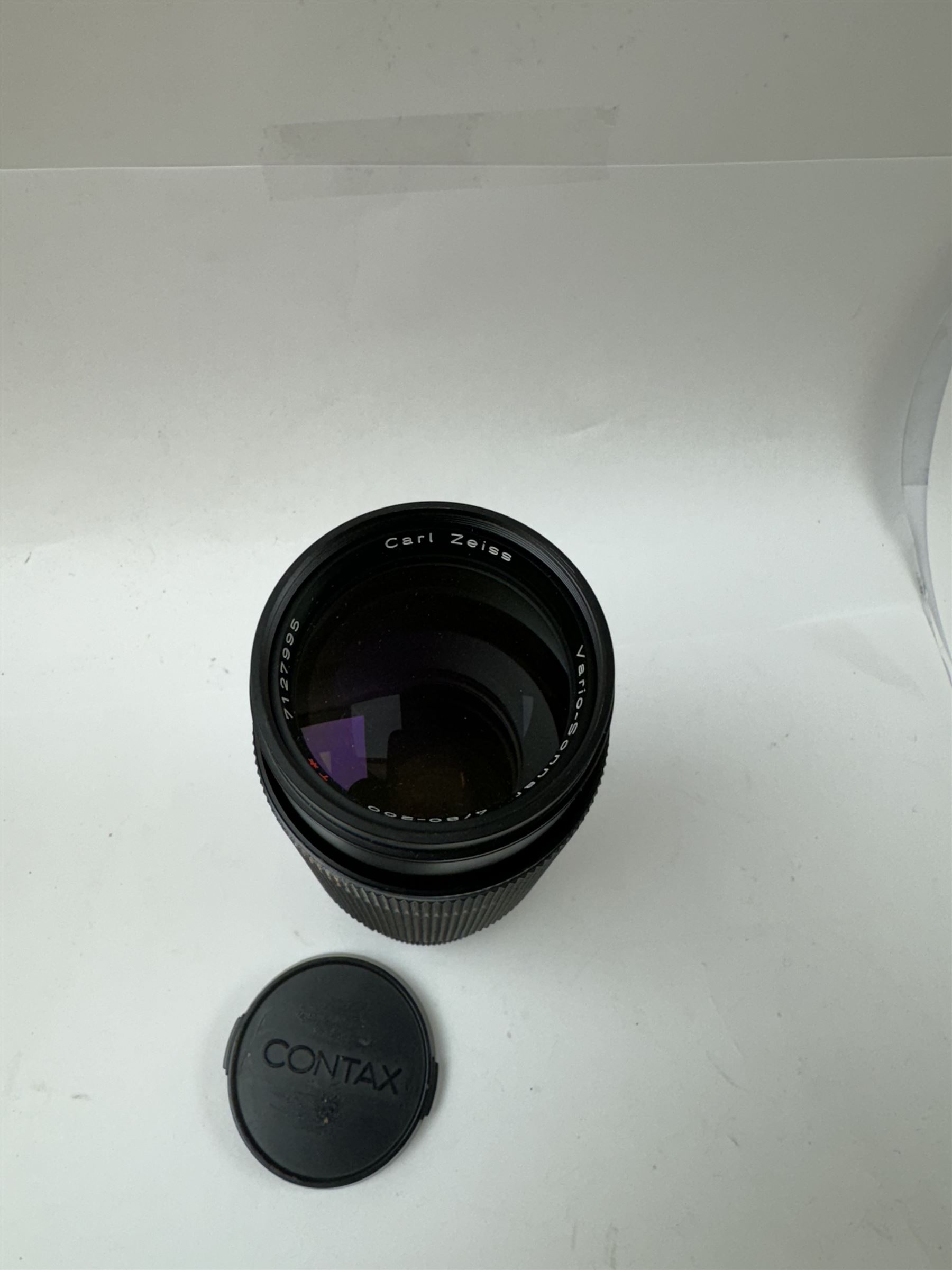 Carl Zeiss Vario-Sonnar 4/80-200 T* lens, serial no. 7127995